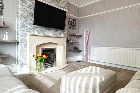 2 bedroom townhouse for sale, Kings Road, Ashton-under-Lyne, Greater Manchester, OL6