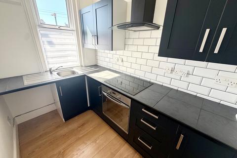 1 bedroom flat to rent, Hannington Road, Bournemouth BH7