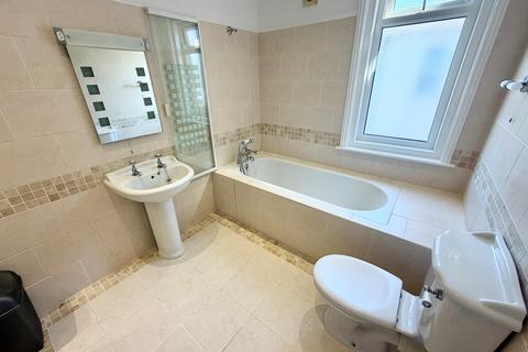 1 bedroom flat to rent, Hannington Road, Bournemouth BH7