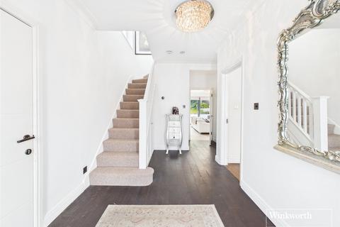 5 bedroom semi-detached house for sale, Colindeep Gardens, London NW4