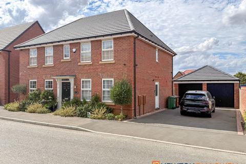 4 bedroom detached house for sale, Westland Drive, Newark NG24