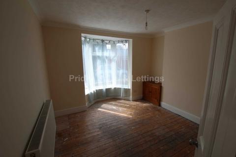 3 bedroom semi-detached house to rent, Victoria Street, Lincoln