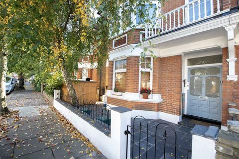 Whitehall Gardens, London W3