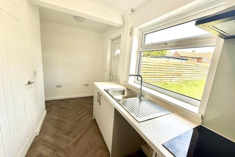 2 bedroom semi-detached house to rent, Gairloch Road, Sunderland