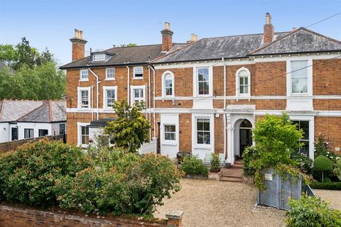 3 bedroom character property for sale, Ray Park Avenue, Maidenhead