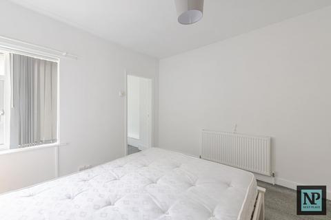 undefined, Long Street, Dordon, B78