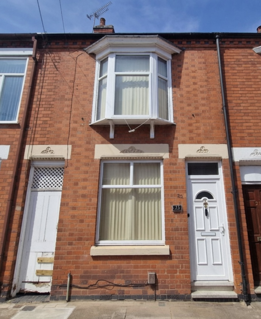 House in Leicester - View 2