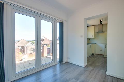 2 bedroom detached bungalow for sale, MIDANBURY! NO FORWARD CHAIN! RECENTLY REFRESHED! VIEWS ACROSS SOUTHAMPTON!