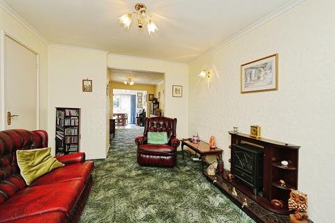 3 bedroom semi-detached house for sale, Wagtail Gardens, South Croydon, CR2
