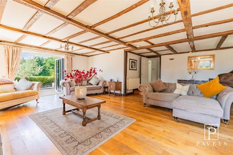 5 bedroom detached house for sale, Little Clacton Road, Great Holland, Frinton-On-Sea
