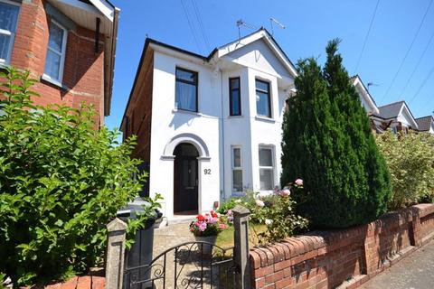 2 bedroom flat to rent, Nortoft Road, Bournemouth BH8