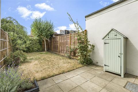 2 bedroom terraced house for sale, Sunnyside Road, Teddington