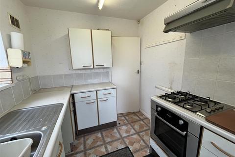 3 bedroom semi-detached bungalow for sale, Elizabeth Street, Bradford BD12
