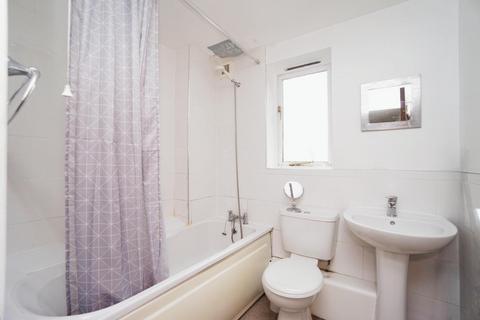 2 bedroom flat for sale, Spring Hill, Crookes, Sheffield, S10 1ET