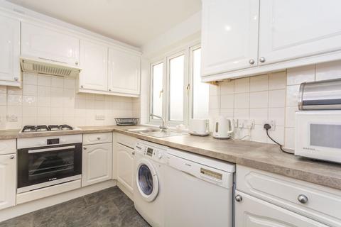 Clarendon Mews, Hyde Park Estate, London, W2