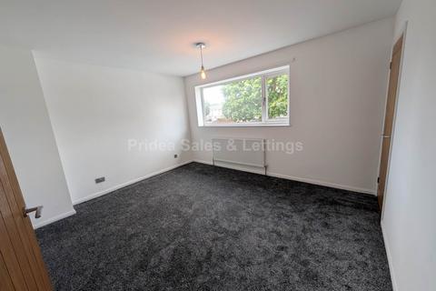 3 bedroom semi-detached house to rent, Boswell Grove, Lincoln