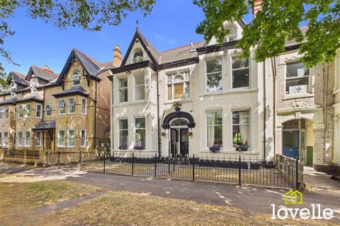 Hotel for sale, Princes Avenue, Hull, East Riding of Yorkshire, HU5 3ES