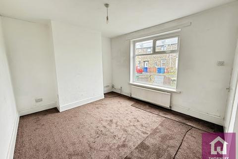 2 bedroom end of terrace house to rent, Lilac Avenue, Rossendale BB4