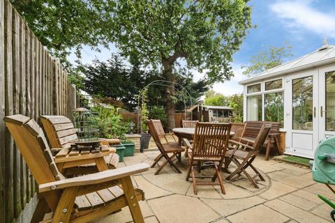 undefined, Catherine Close, Loughton, Essex, IG10