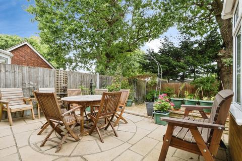 undefined, Catherine Close, Loughton, Essex, IG10