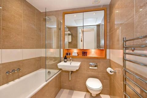 1 bedroom apartment for sale, Cubitt Building, Grosvenor Waterside SW1W