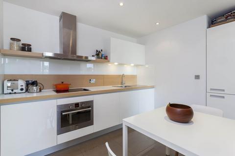 1 bedroom apartment for sale, Cubitt Building, Grosvenor Waterside SW1W