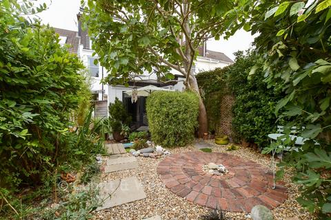 4 bedroom terraced house for sale, Lowther Road, Brighton, East Sussex