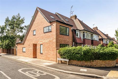 3 bedroom end of terrace house for sale, Hathaway Gardens, London