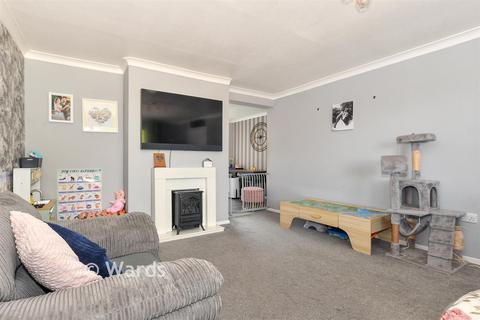 3 bedroom semi-detached house for sale, Northdown, Ashford TN24