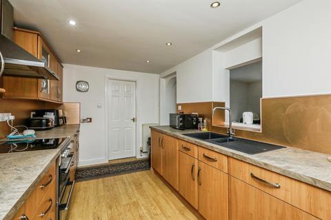 4 bedroom cottage for sale, Coronation Terrace, Dunham-On-Trent, Newark
