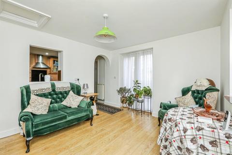 4 bedroom cottage for sale, Coronation Terrace, Dunham-On-Trent, Newark