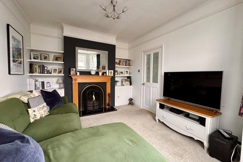 3 bedroom semi-detached house to rent, King Edward Vii Road, Newmarket, Newmarket