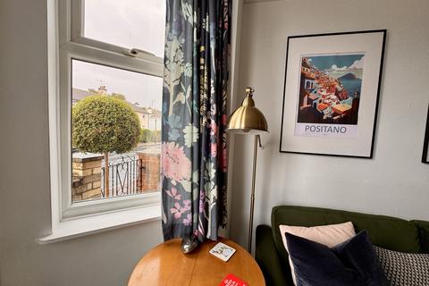 3 bedroom semi-detached house to rent, King Edward Vii Road, Newmarket, Newmarket