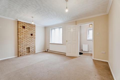 3 bedroom end of terrace house for sale, Flatford Close, Stowmarket