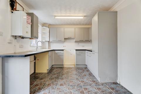 3 bedroom end of terrace house for sale, Flatford Close, Stowmarket