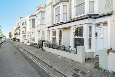 1 bedroom flat for sale, The Steyne, Bognor Regis, PO21