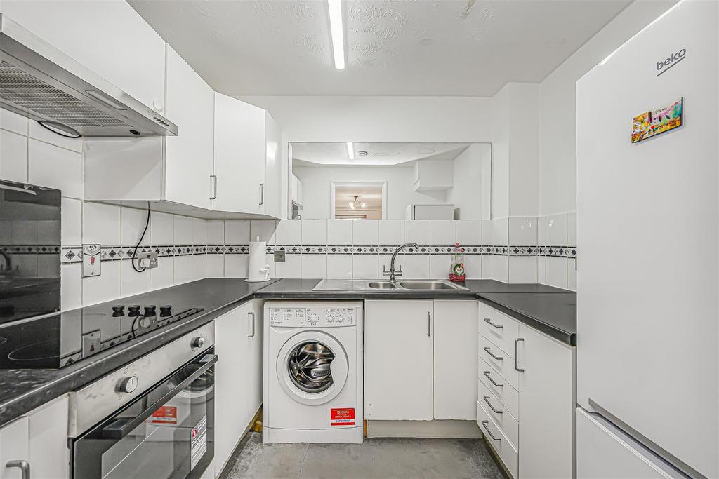 Apartment in London - View 2