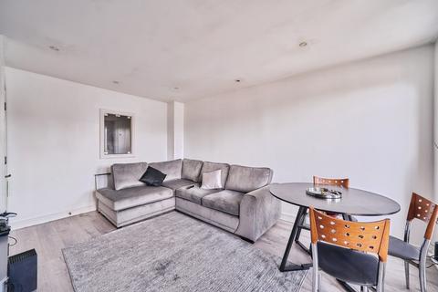 2 bedroom flat for sale, High Street, London, E15