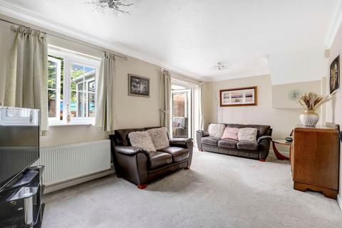 3 bedroom detached house for sale, Kilton Avenue, Mansfield NG18