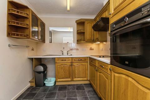 1 bedroom flat for sale, Kingsgate, Pennsylvania Road, Exeter, Devon, EX4