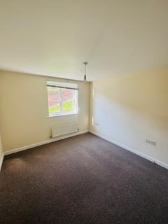 2 bedroom flat to rent, Bates Close, Loughborough LE11
