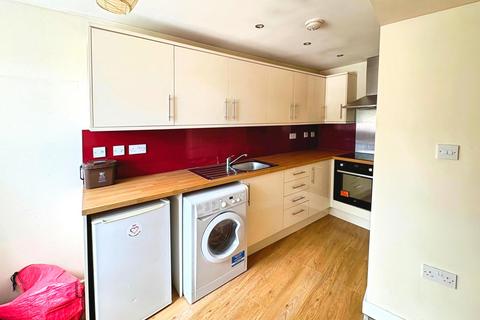 1 bedroom flat to rent, Windway Road, CARDIFF, CF5