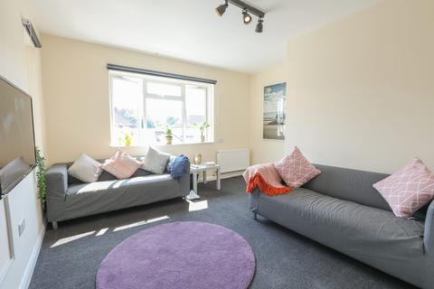8 bedroom house to rent, Bodiam Avenue, Brighton BN2
