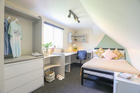 8 bedroom house to rent, Bodiam Avenue, Brighton BN2