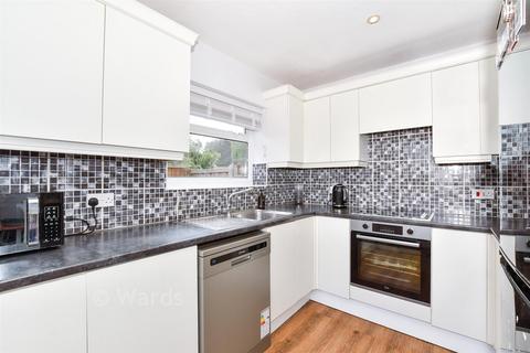 3 bedroom semi-detached house for sale, Firs Close, Aylesford ME20