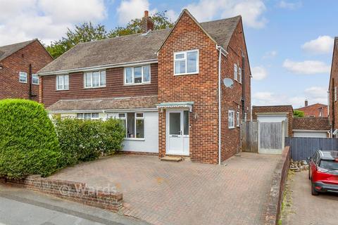 3 bedroom semi-detached house for sale, Firs Close, Aylesford ME20
