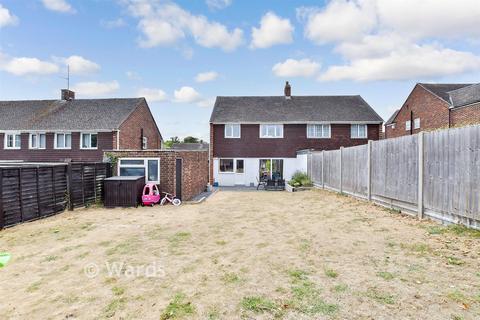 3 bedroom semi-detached house for sale, Firs Close, Aylesford ME20