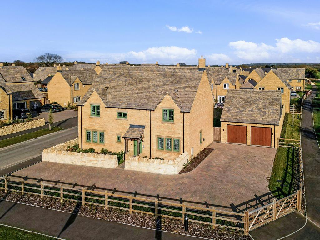 2 Henmarsh Way