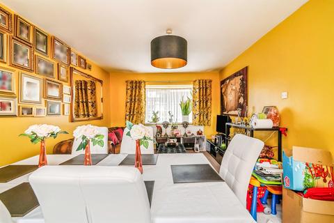 1 bedroom flat for sale, Cromwell Street, Carlton, Nottingham