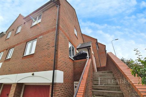 2 bedroom flat to rent, King Henry Court, Norton Road, Chelmsford, CM1